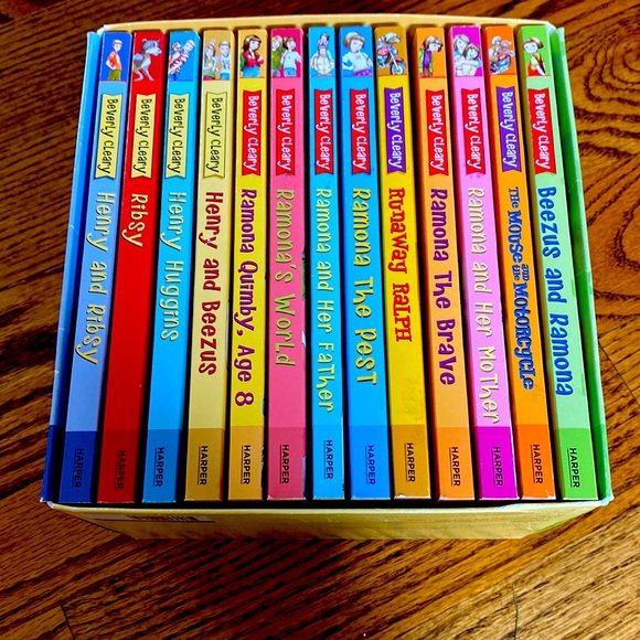 The World of Beverly Cleary Collection - Picture 1 of 2